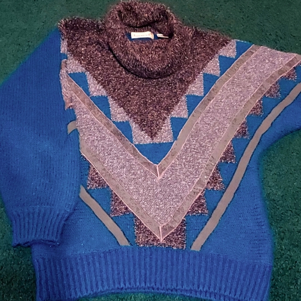 Vintage Cowell neck sweater by Jason Maxwell. Size M.